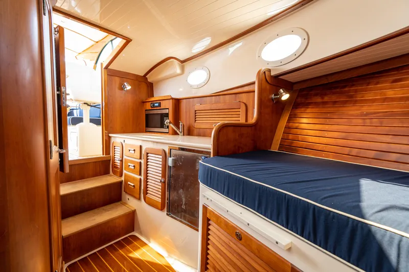 Halcyon Yacht Photos Pics 