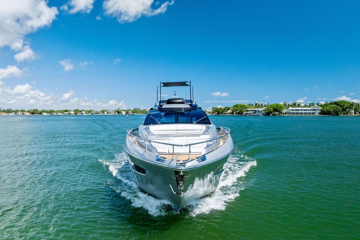 2023 Riva 76 