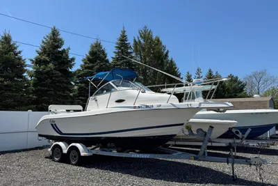 Cobia 220 Walkaround