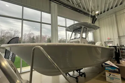 Sportsman Open 212 Center Console