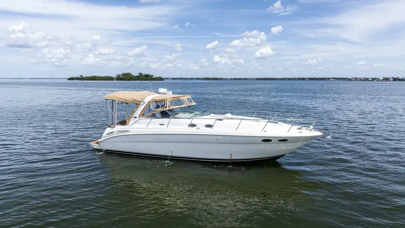  Yacht Photos Pics 2001 Sea Ray 380 Sundancer - Image 1