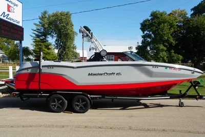 MasterCraft NXT24