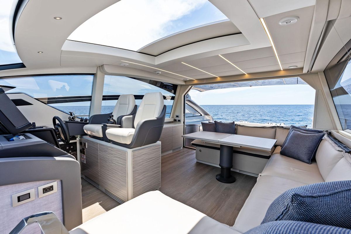 2024 Pershing 60 