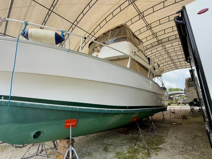 Val Halla Yacht Photos Pics 