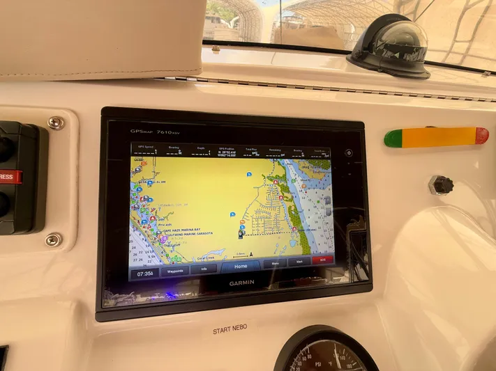 Val Halla Yacht Photos Pics 