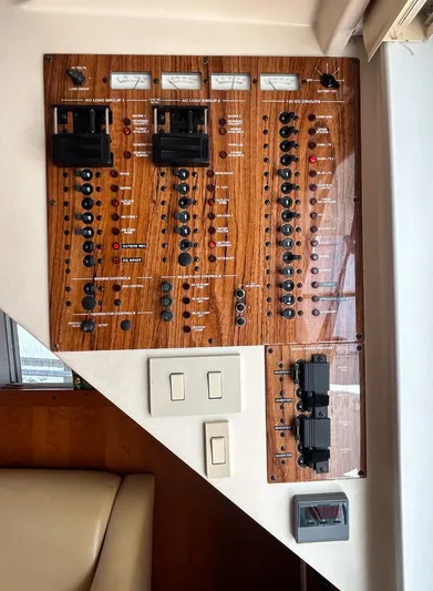 Val Halla Yacht Photos Pics 