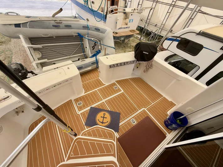 Val Halla Yacht Photos Pics 