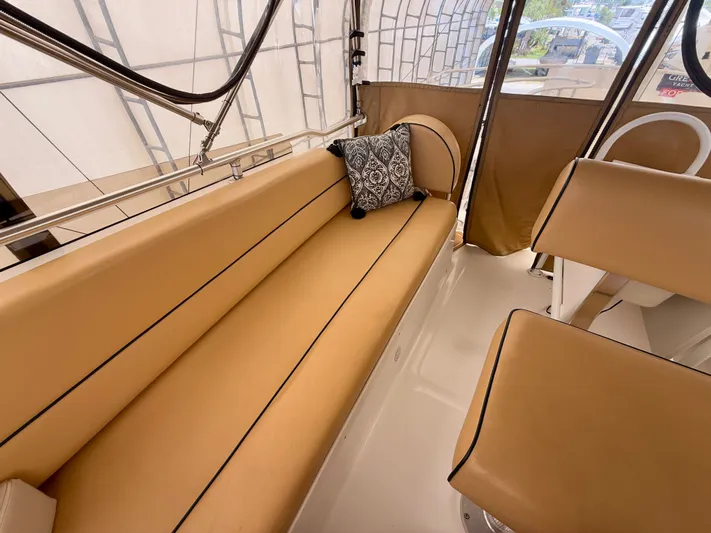 Val Halla Yacht Photos Pics 