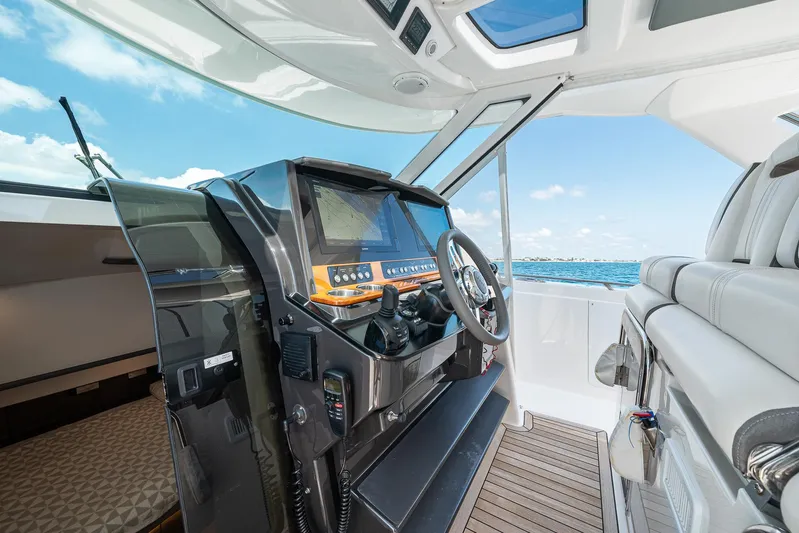 Ripple Effect Yacht Photos Pics 2019 Tiara Yachts 38 LS - Ripple Effect