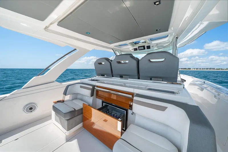 Ripple Effect Yacht Photos Pics 2019 Tiara Yachts 38 LS - Ripple Effect