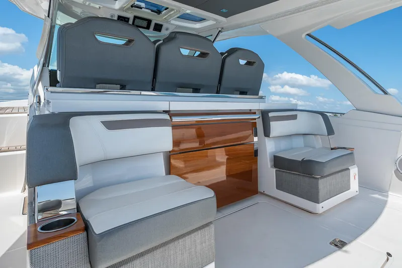 Ripple Effect Yacht Photos Pics 2019 Tiara Yachts 38 LS - Ripple Effect