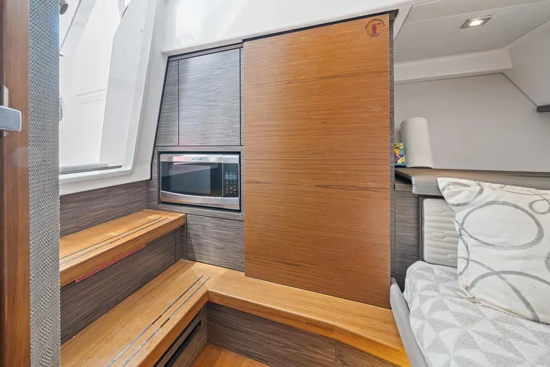 Ripple Effect Yacht Photos Pics 2019 Tiara Yachts 38 LS - Ripple Effect