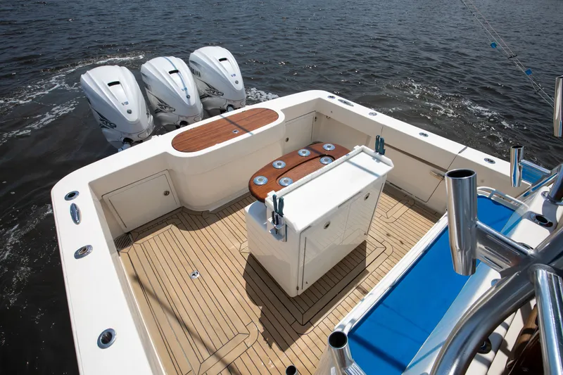 China Girl Yacht Photos Pics 