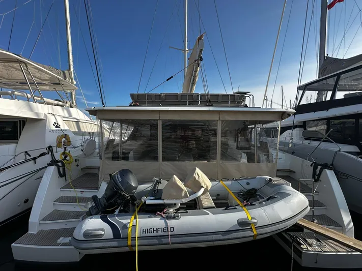  Yacht Photos Pics Fountaine Pajot Aura 51