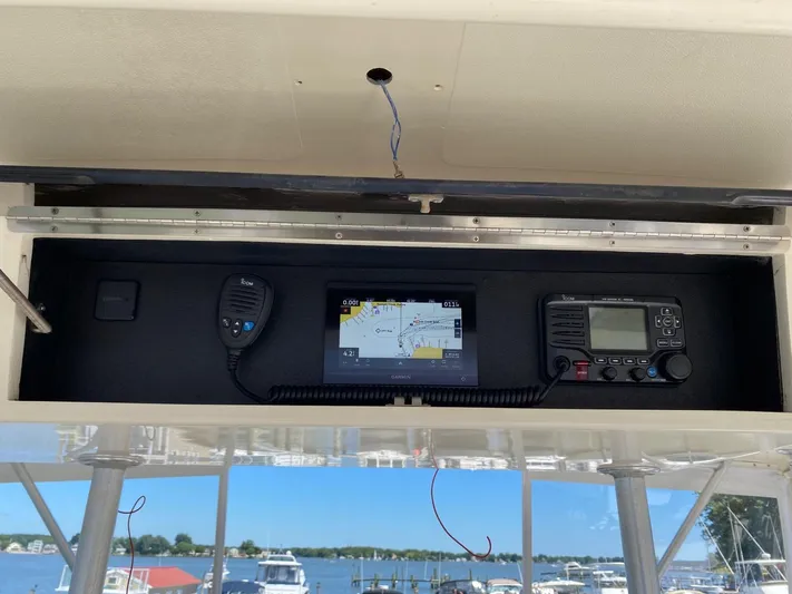 Rumblefish 4.0 Yacht Photos Pics 