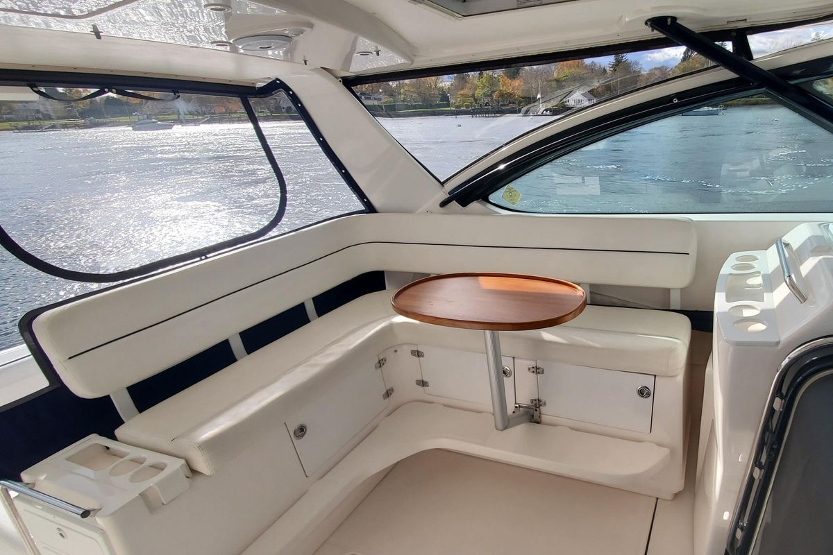 2006 Tiara Yachts 42 