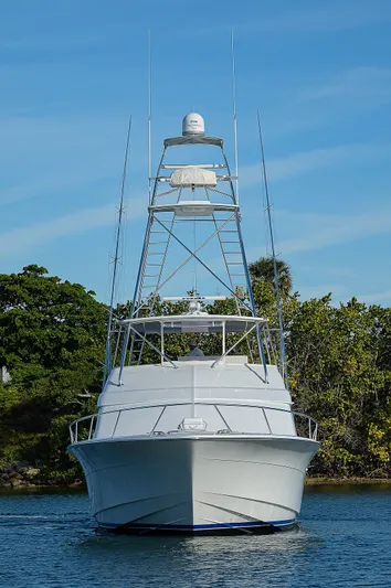 New Paint- 100hrs Yacht Photos Pics 