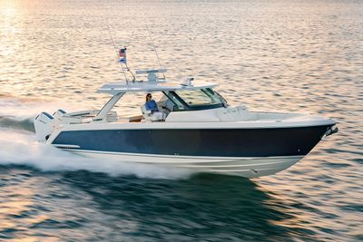 Yacht
