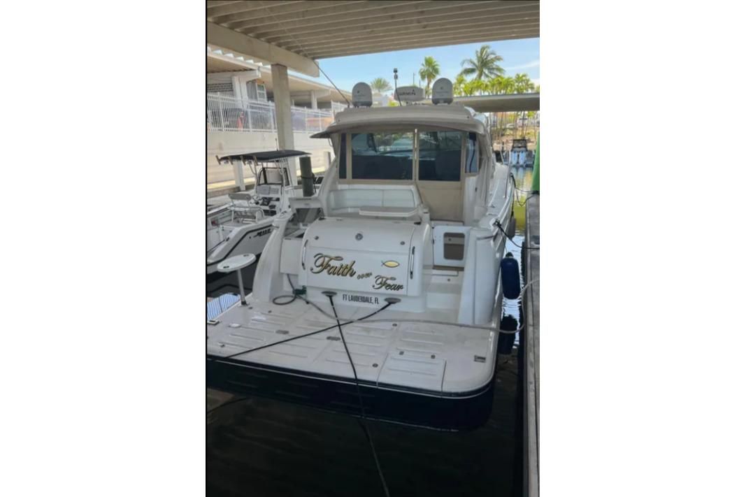 2011 Tiara Yachts 44 