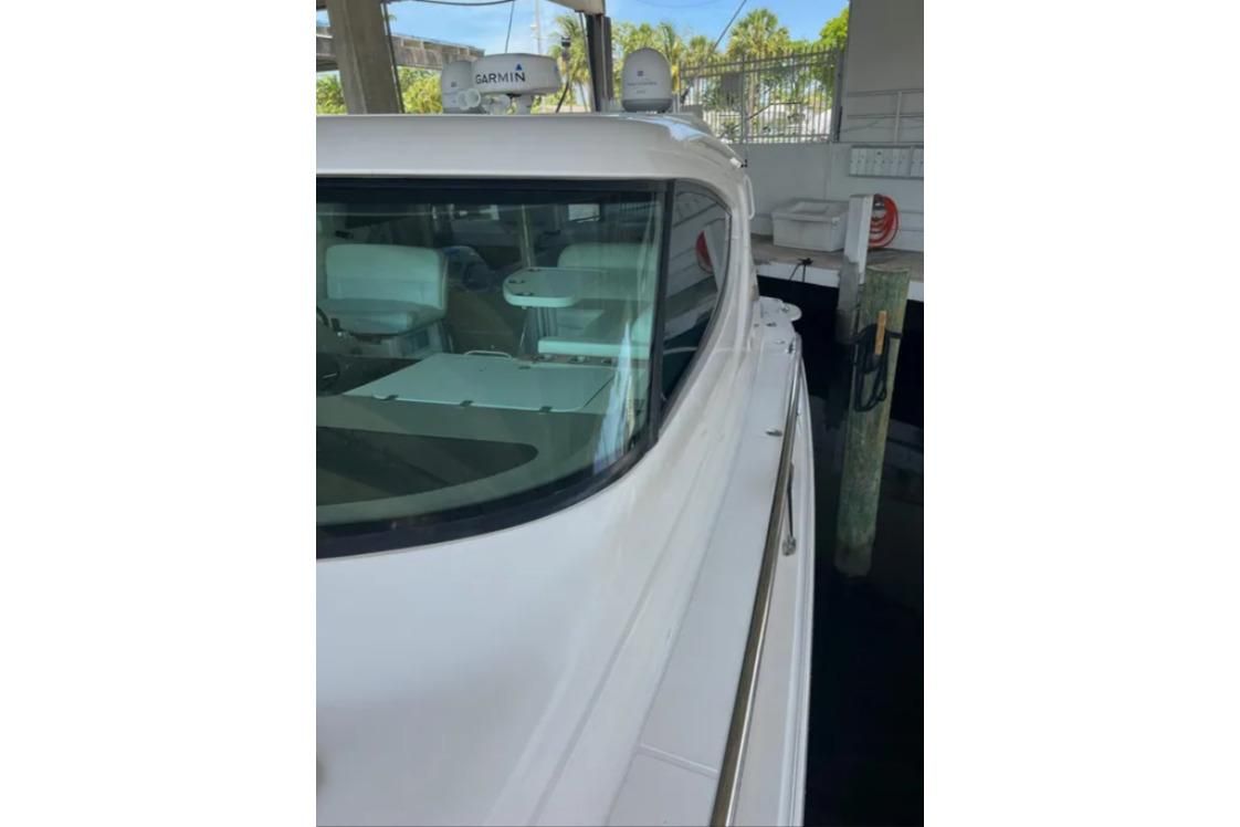 2011 Tiara Yachts 44 