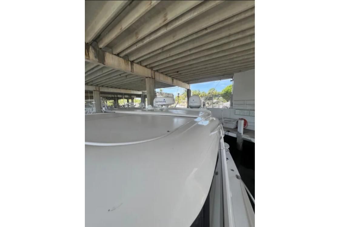 2011 Tiara Yachts 44 