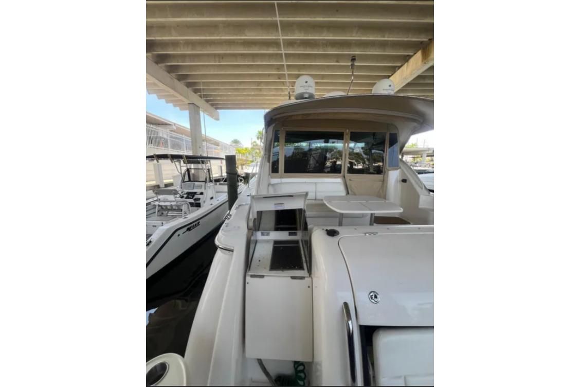 2011 Tiara Yachts 44 