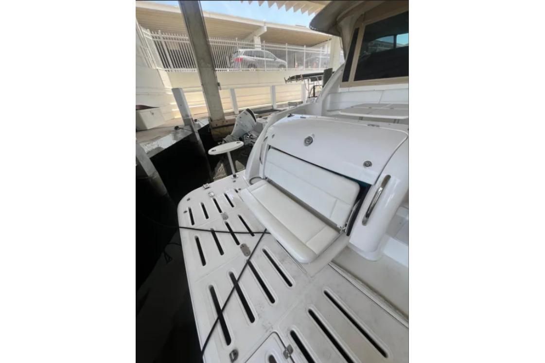 2011 Tiara Yachts 44 