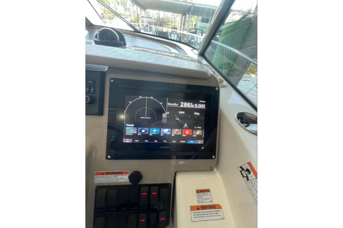 2011 Tiara Yachts 44 