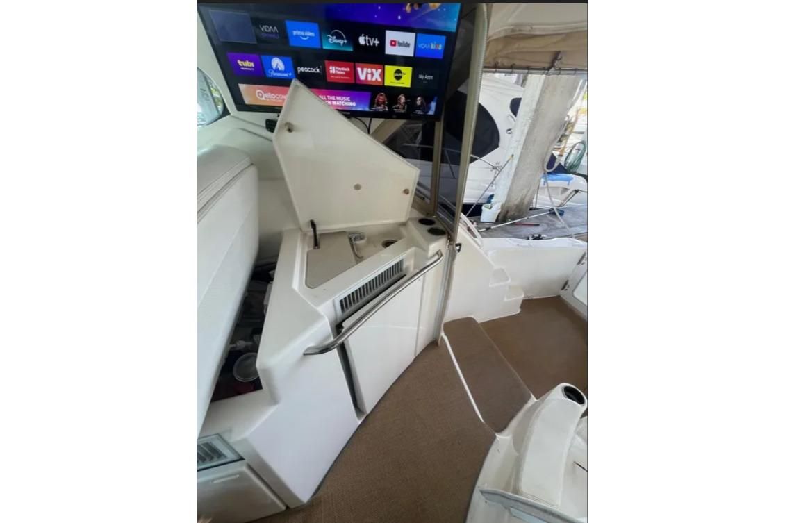 2011 Tiara Yachts 44 