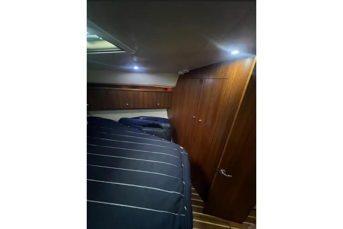 2011 Tiara Yachts 44 