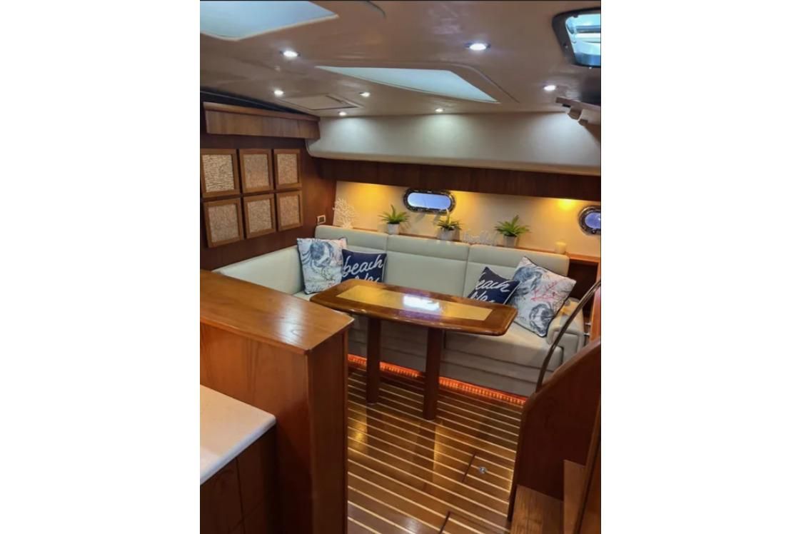 2011 Tiara Yachts 44 