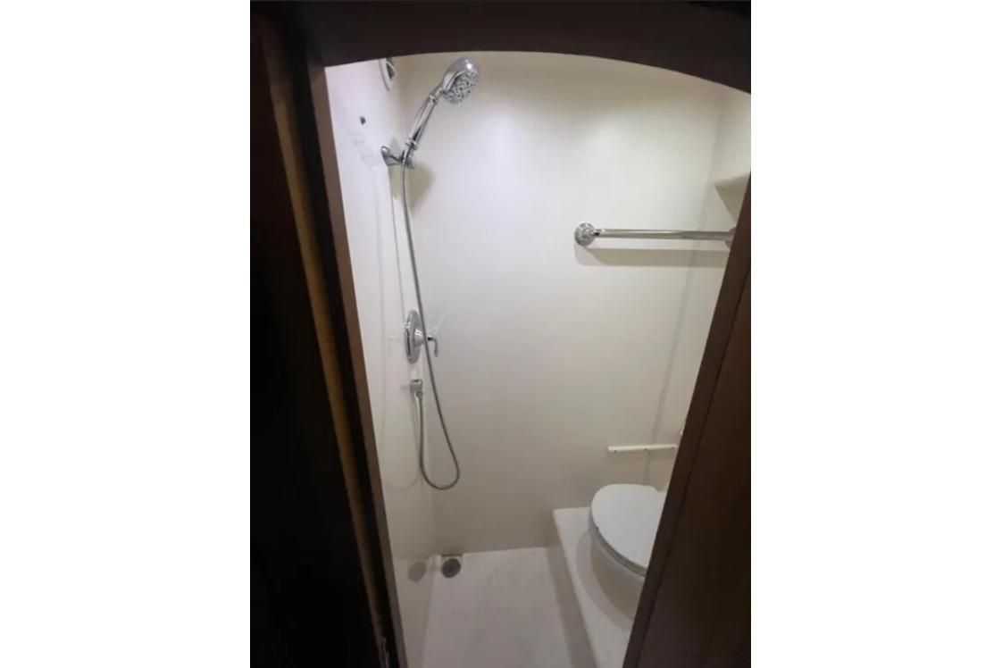 2011 Tiara Yachts 44 