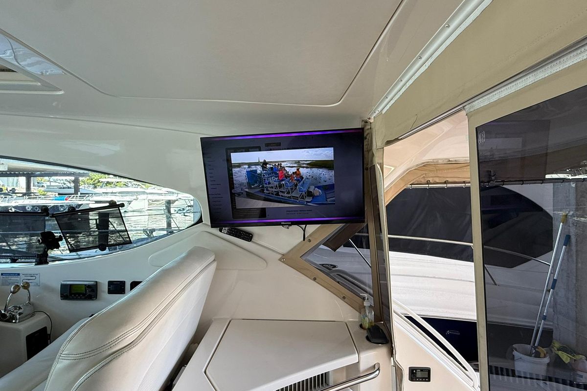 2011 Tiara Yachts 44 