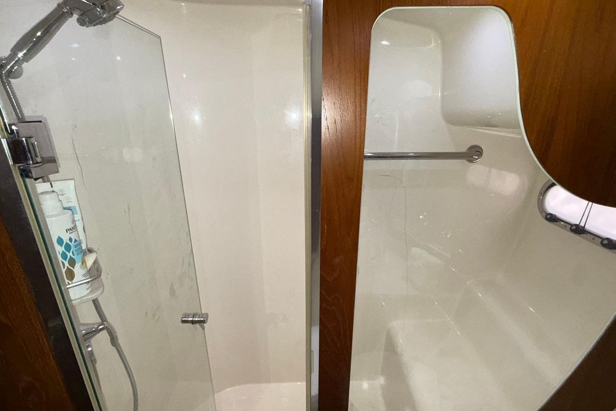 2011 Tiara Yachts 44 