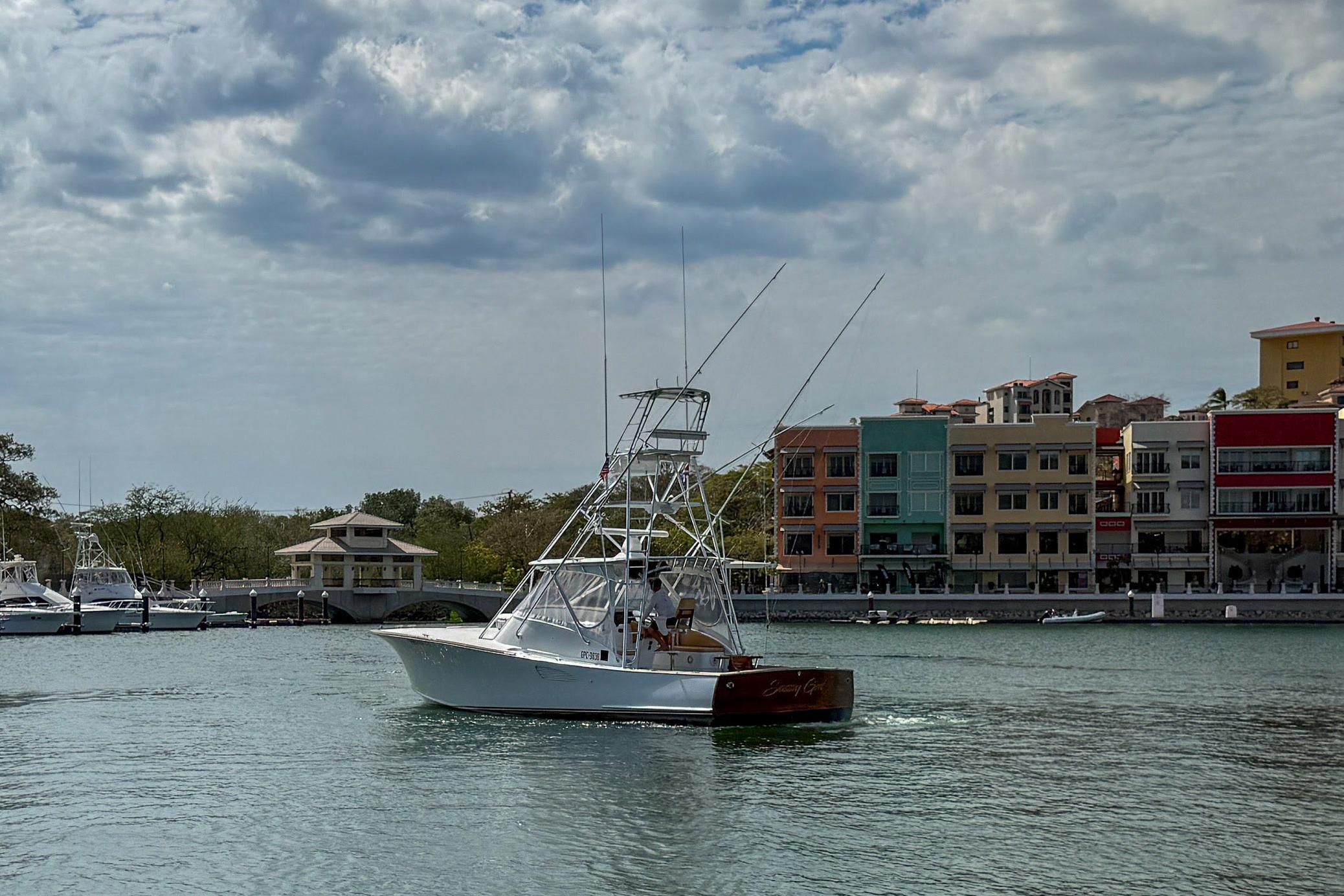 1999 Tides Custom Carolina Express