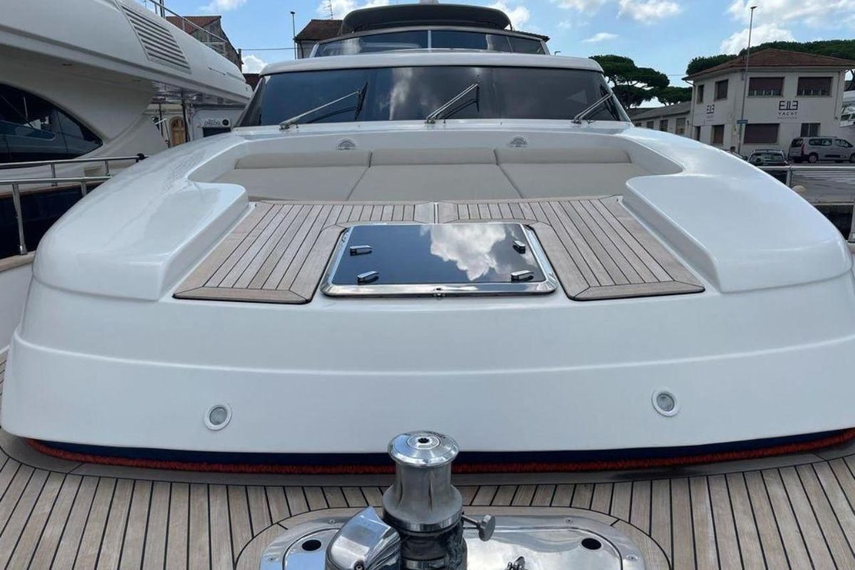 2010 Sanlorenzo 72 