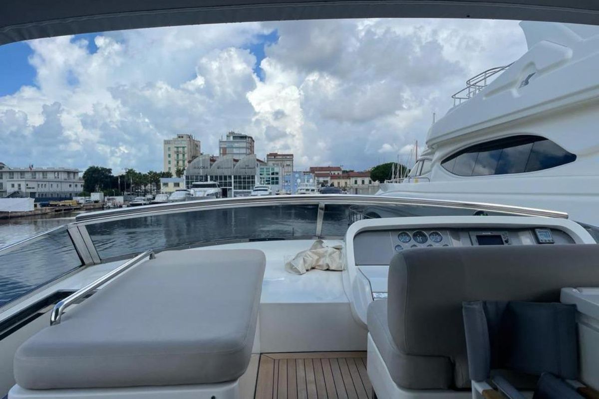 2010 Sanlorenzo 72 
