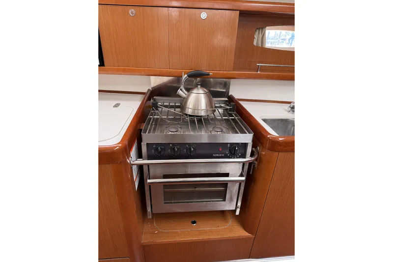 Vision 360 Yacht Photos Pics Beneteau First 435 yacht kitchen with stove and kettle, 2012 model.