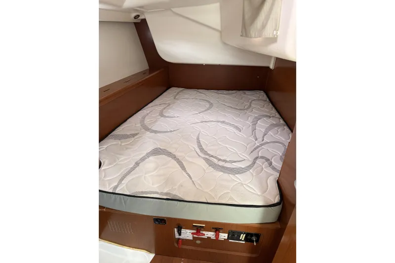 Vision 360 Yacht Photos Pics Cabin interior of 2012 Beneteau First 435 yacht with comfortable mattress.