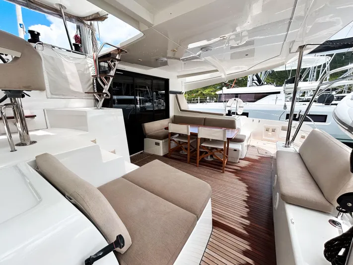 Casbah III Yacht Photos Pics 