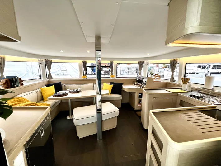 Casbah III Yacht Photos Pics 