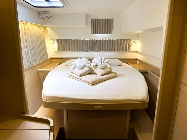 Casbah III Yacht Photos Pics 