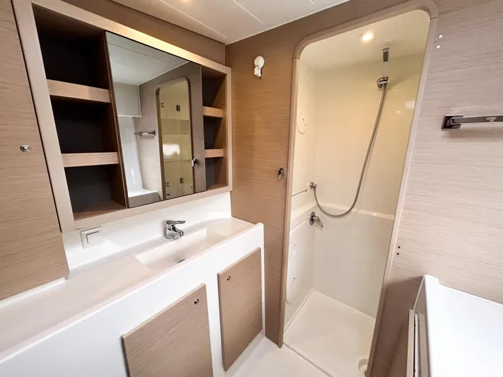 Casbah III Yacht Photos Pics 