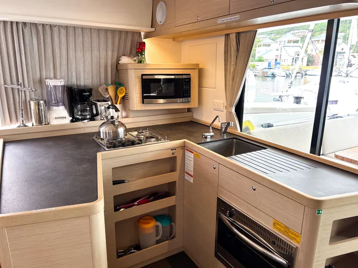 Casbah III Yacht Photos Pics 