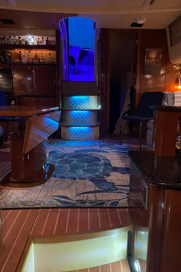 Knot Enough Yacht Photos Pics 