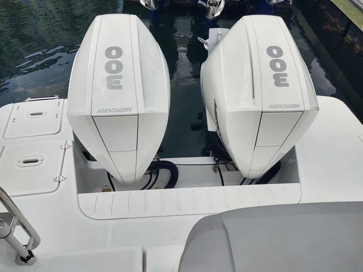 Kinsale Yacht Photos Pics Kinsale twin Merc 300's with option white cowls