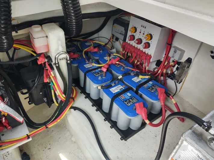 Kinsale Yacht Photos Pics Kinsale batteries