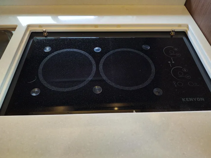 Kinsale Yacht Photos Pics Kinsale galley cooktop