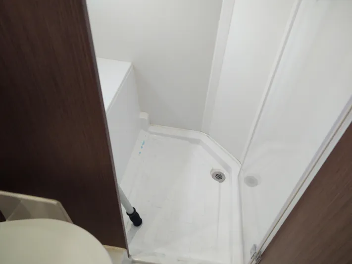 Kinsale Yacht Photos Pics Kinsale shower