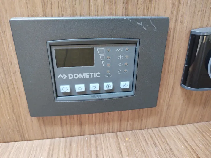 Kinsale Yacht Photos Pics Kinsale Dometic air conditioning control